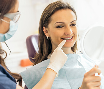 Dr. Monti Harpalani - Painless Wisdom Tooth Extraction Houston