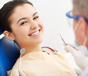 Dr. Monti Harpalani - Simple Dental Extraction Houston