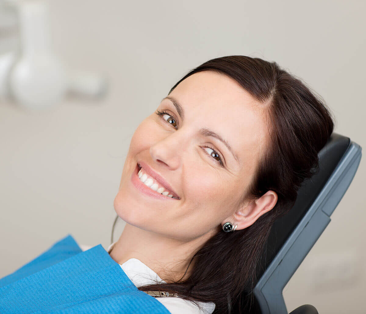 Cosmetic Teeth Filling Dentist at Vivid Dental in Houston TX Area